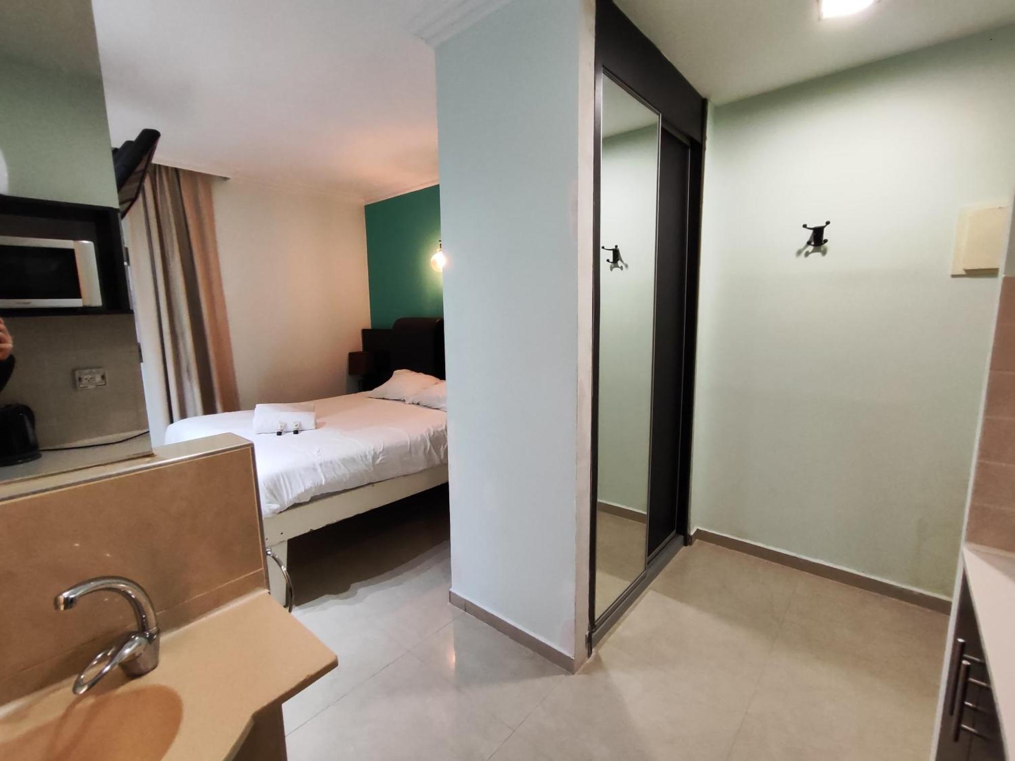 Marina Beach Hotel Tel Aviv Exterior foto