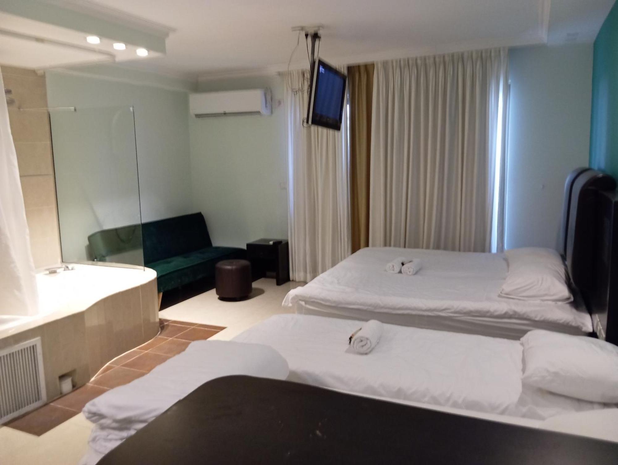 Marina Beach Hotel Tel Aviv Exterior foto