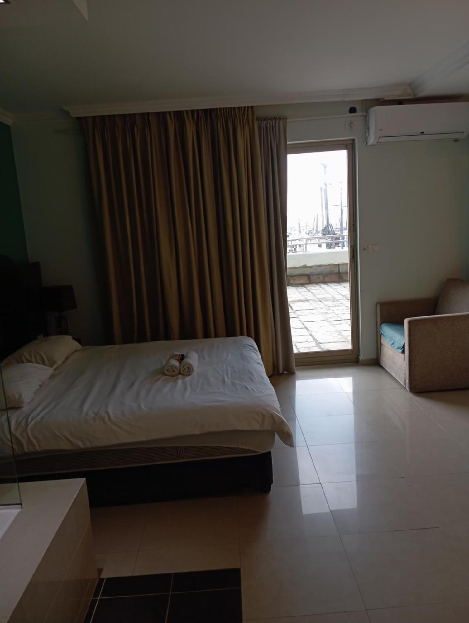 Marina Beach Hotel Tel Aviv Exterior foto